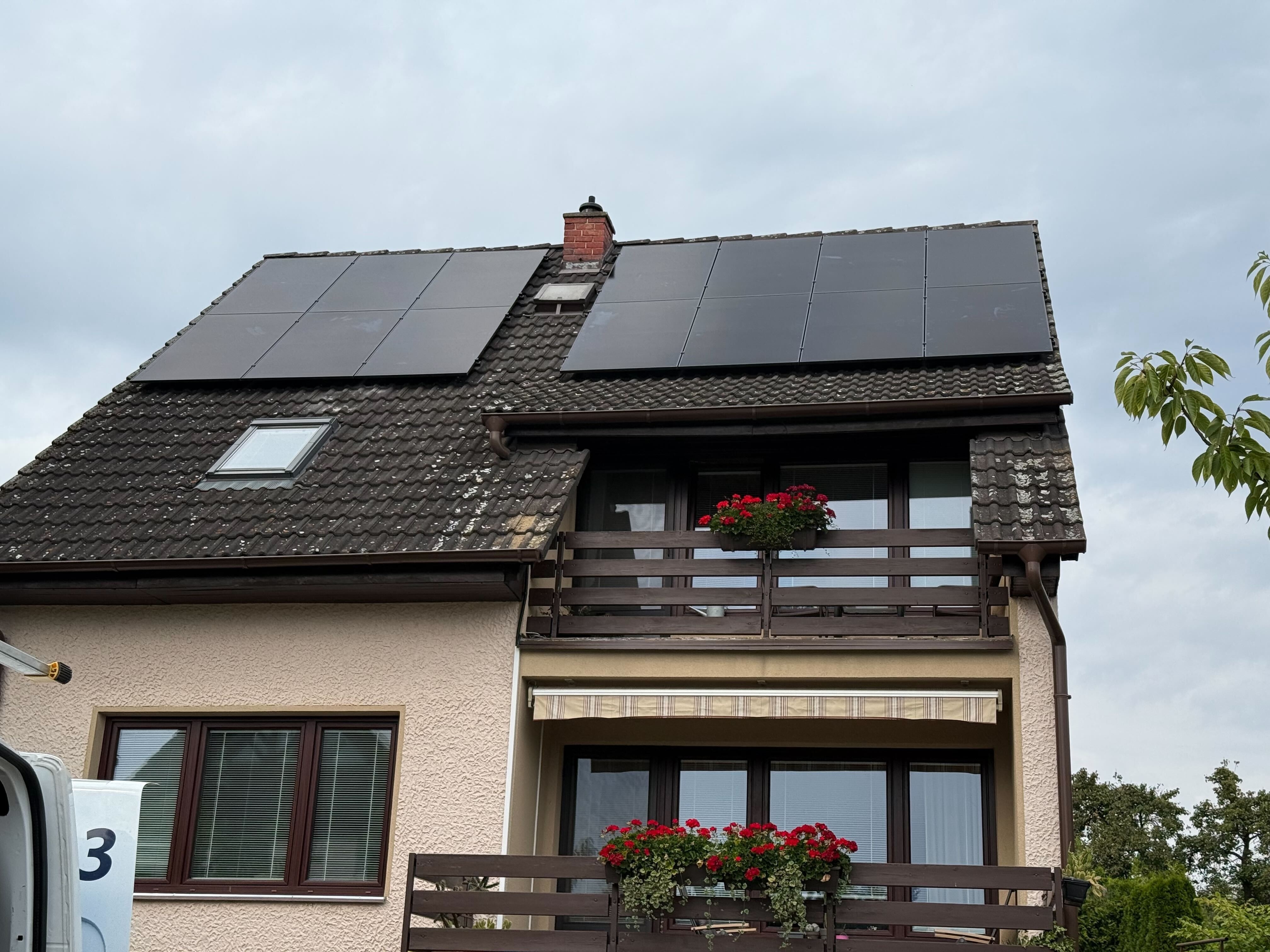 Hradec Králové, 14x Aiko Solar 500, 7.0 kWp