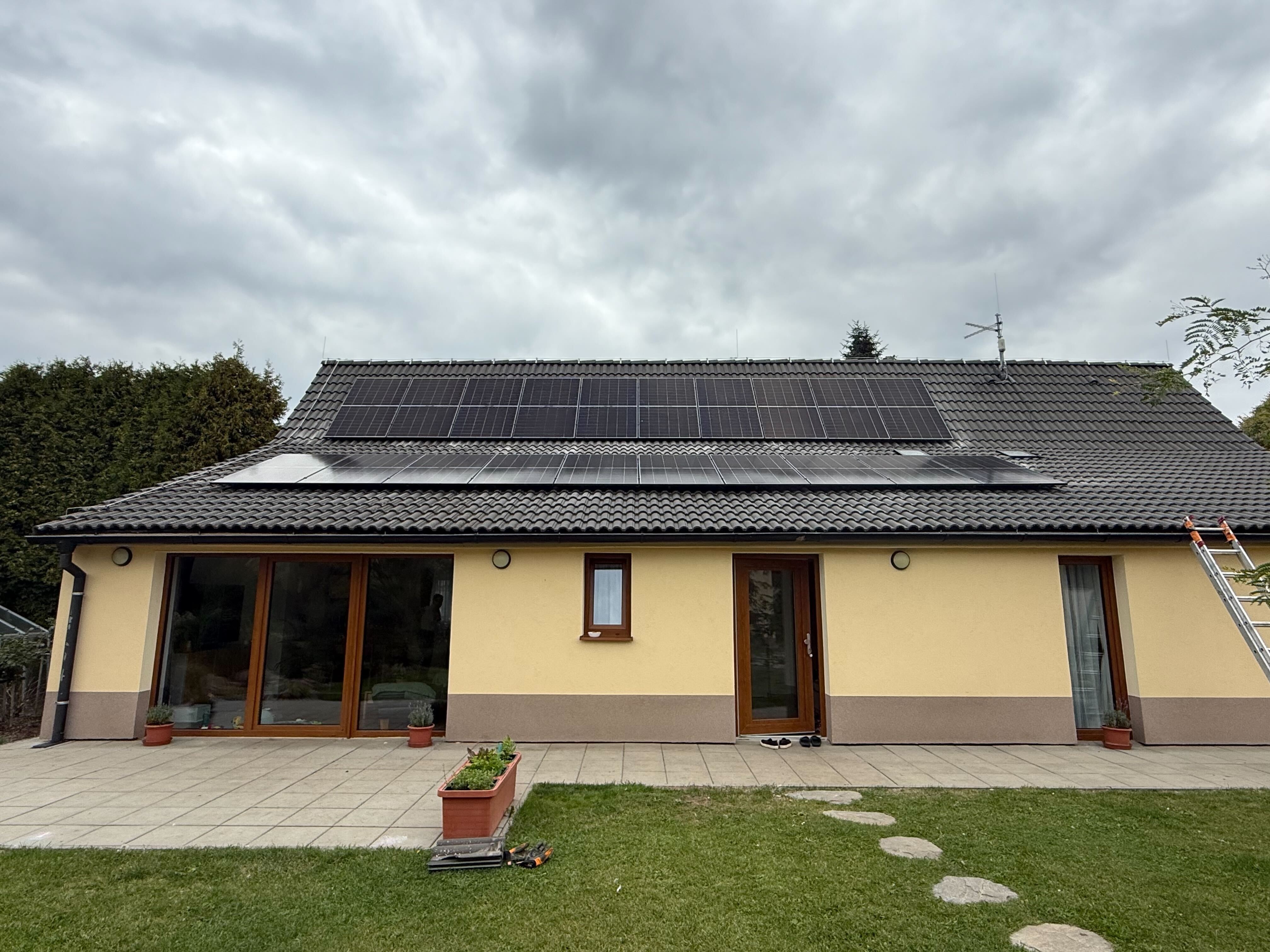 Vroutek, 20x Canadian Solar 500, 10.0 kWp