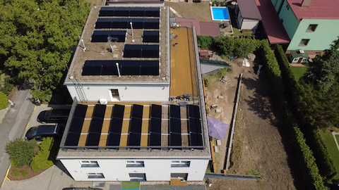 61x AIKO 500Wp, 30.5 kWp, Středočeský kraj