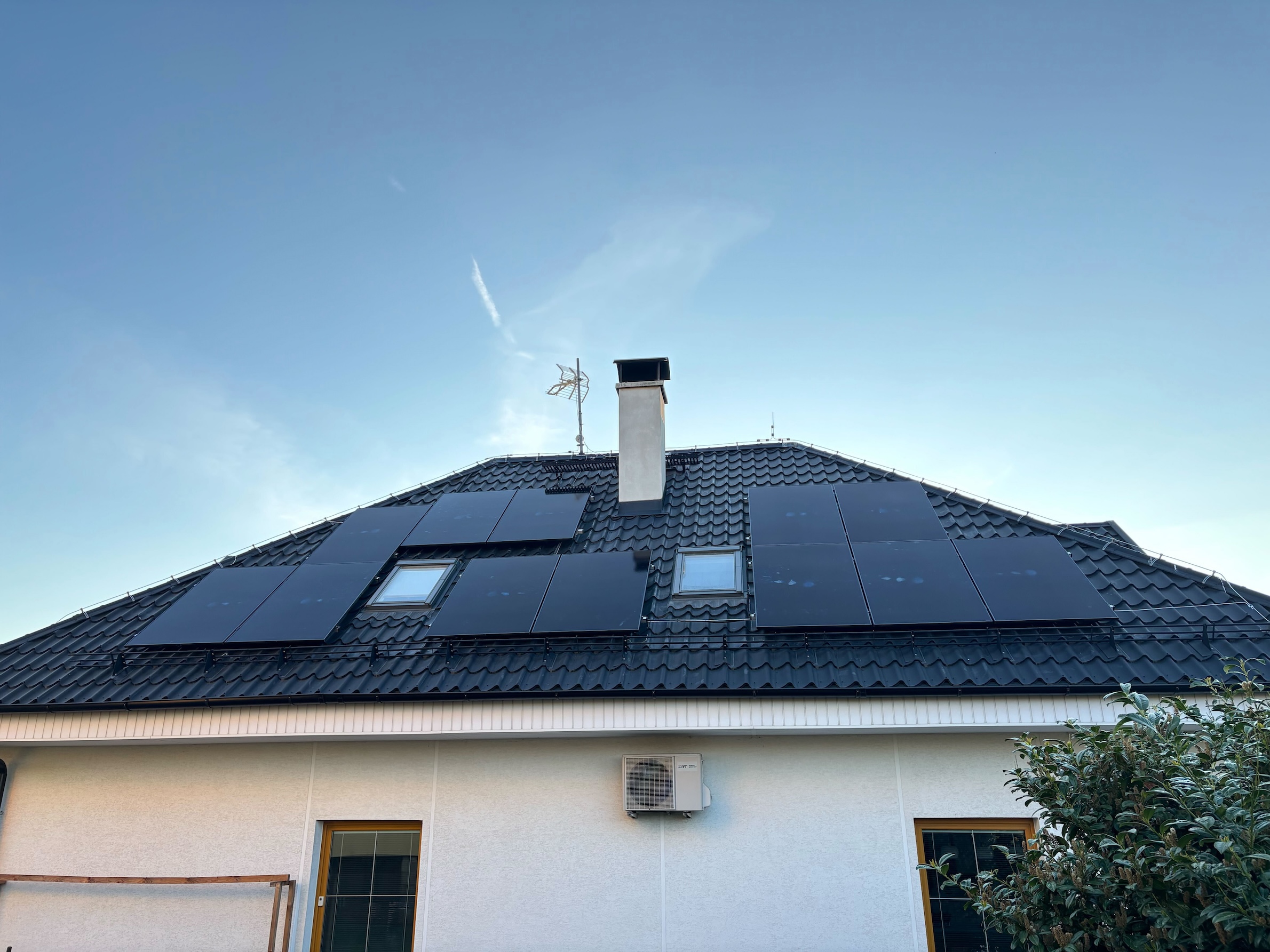Boršov nad Vltavou, 19x Aiko Solar 500, 19.5 kWp